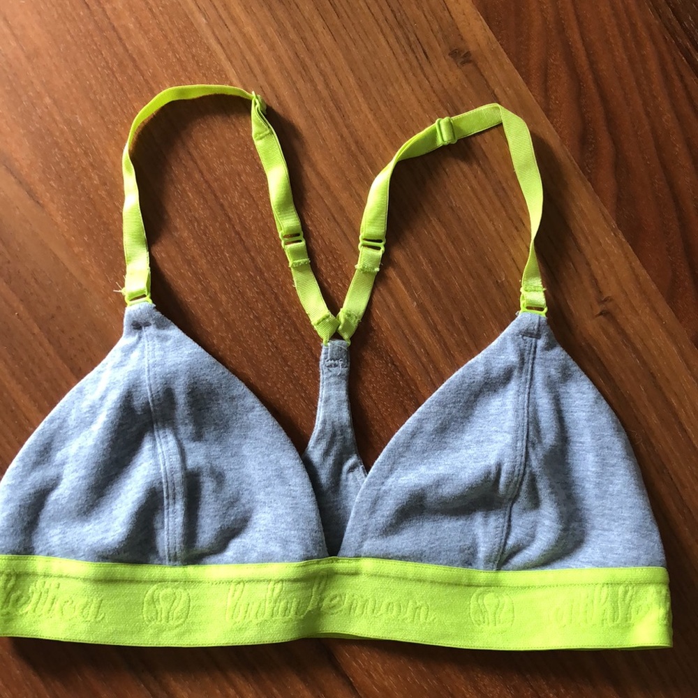 Lululemon Sport Bra! 🌷
